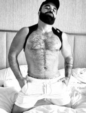 Gay massage by Latingabo | RentMasseur