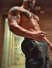 Alejjandro performs massage in Washington, DC - 113029