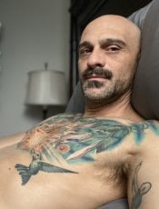 Gay massage by JavierGold | RentMasseur