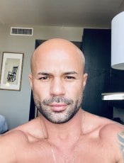 Candido performs massage in Fort Lauderdale, FL - 58948