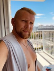 Gay massage by Andreo | RentMasseur