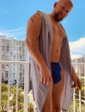 Gay massage by Andreo | RentMasseur