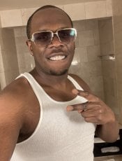 Blacknawww performs massage in Detroit, MI - 97365