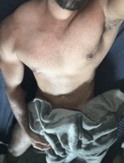 Ty_Yogi performs massage in New York City, NY - 212318