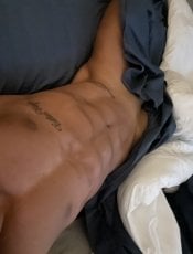 christianomas performs massage in Newark, NJ - 54618