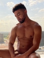 Gay massage by AndresV | RentMasseur