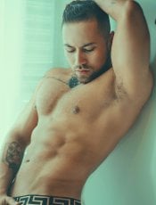 Gay massage by Addrien | RentMasseur