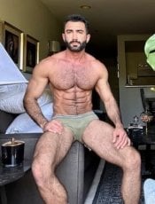 Benyou performs massage in West Hollywood, CA - 209677