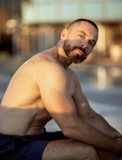Gay massage by Vladan | RentMasseur