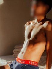 Krissmooth Gay massage reviews | RentMasseur