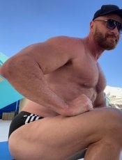 Gay massage by wehocmt | RentMasseur