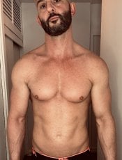 MuscleKneads Gay massage reviews | RentMasseur