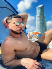 AnthonyNYC performs massage in New York City, NY - 5137