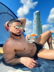 AnthonyNYC performs massage in New York City, NY - 5137