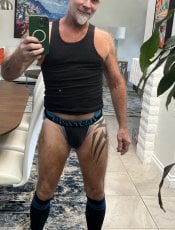 AustinoEros performs massage in Palm Springs, CA - 93267