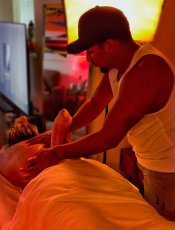 Gay massage by Deep_kleio | RentMasseur