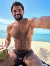 GustavoMass Gay massage reviews | RentMasseur