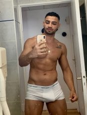 Gay massage by STEPHANOXL | RentMasseur