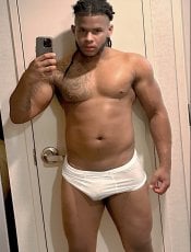 Gay massage by Papiswager | RentMasseur