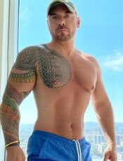 JaxonVaughn performs massage in Houston, TX - 273963