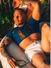 Gay massage by blueyesboii | RentMasseur