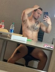 AdamNURUxxx performs massage in Los Angeles, CA - 81494