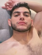 LatinMiddleEast performs massage in Manhattan, NY - 175598