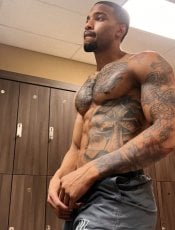 Dariuslong performs massage in Atlanta, GA - 246294