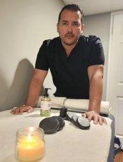 Markmale performs massage in Newark, NJ - 284841