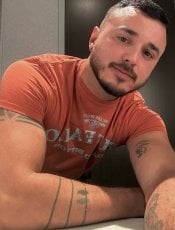 GabeBrasz performs massage in Dallas, TX - 136380