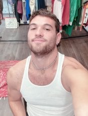 GoodArgento performs massage in West Hollywood, CA - 223522