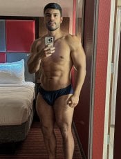 LatinROBERT performs massage in Manhattan, NY - 232785