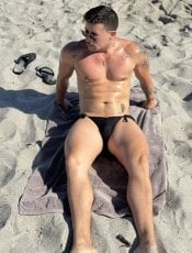 Komponte performs massage in Miami, FL - 235460