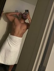 Eloyv performs massage in Philadelphia, PA - 244667