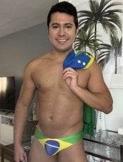 Fabimaximo performs massage in Orlando, FL - 260214