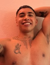 RelaxWithAki performs massage in Oakland, CA - 260323