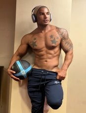 joshcosmo performs massage in Manhattan, NY - 268973