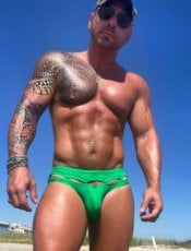 JaxonVaughn performs massage in Houston, TX - 273963