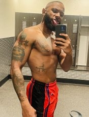 THEHANDSOMECALEB performs massage in Columbus, OH - 287480