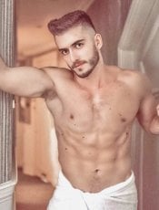 LORENZOmssg performs massage in Manhattan, NY - 289262