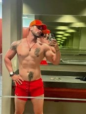 Astrofeniz performs massage in Dallas, TX - 289437