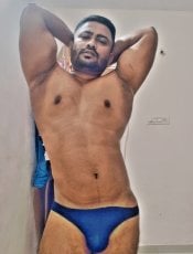 MuscleManiac performs massage in Pune, India - 295161