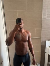 DarwinDD performs massage in Manhattan, NY - 295901