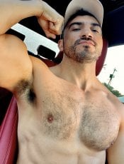 CRISTIANOK performs massage in Miami, FL - 62484