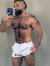 MarkHairyBrazil performs massage in Chicago, IL - 204398