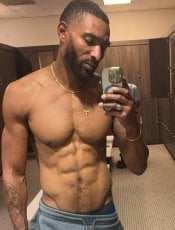 SlimTallGuy performs massage in Atlanta, GA - 229922