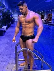 YULIAN performs massage in New York City, NY - 235407