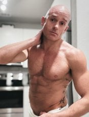 BlakeWillCox performs massage in St. Petersburg, FL - 258069