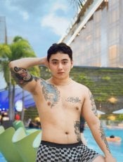 Calvinbagets performs massage in Manila, Philippines - 267904