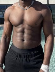 Jasean performs massage in Chicago, IL - 296768